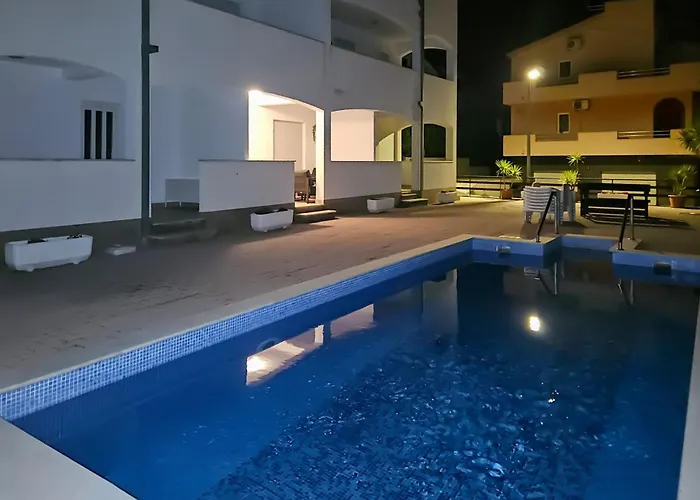 In Okrug Gornji 公寓